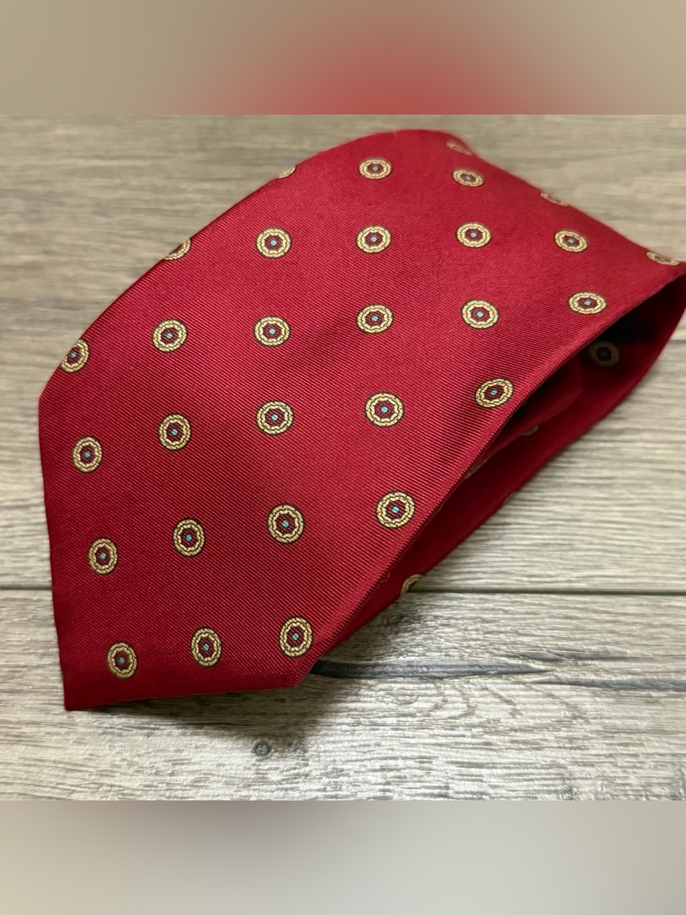 Christian Dior Mens Red 100% Silk Tie Made in USA fabric woven in Italy